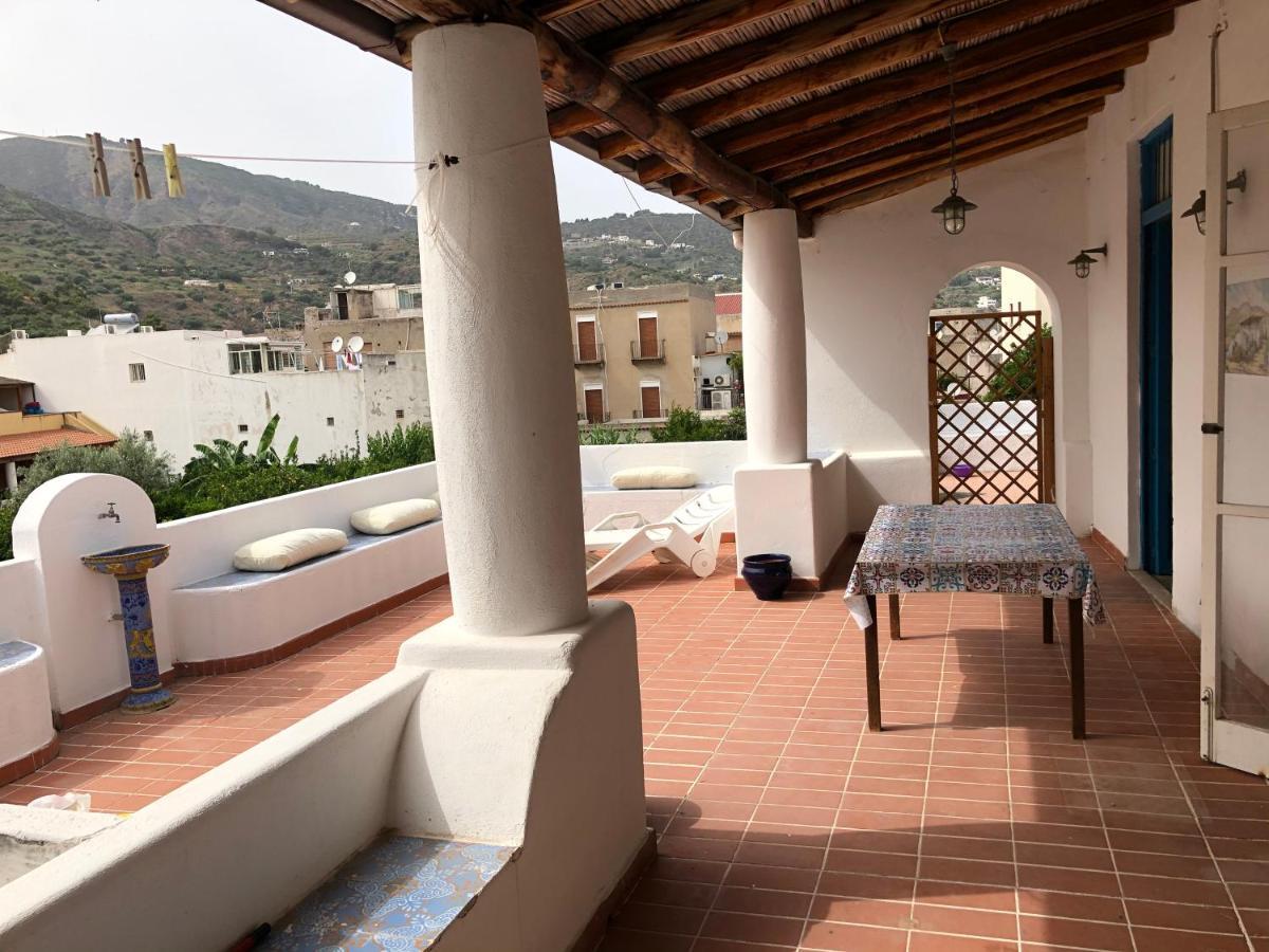 Вилла Isola - Lipari Centro Storico Экстерьер фото